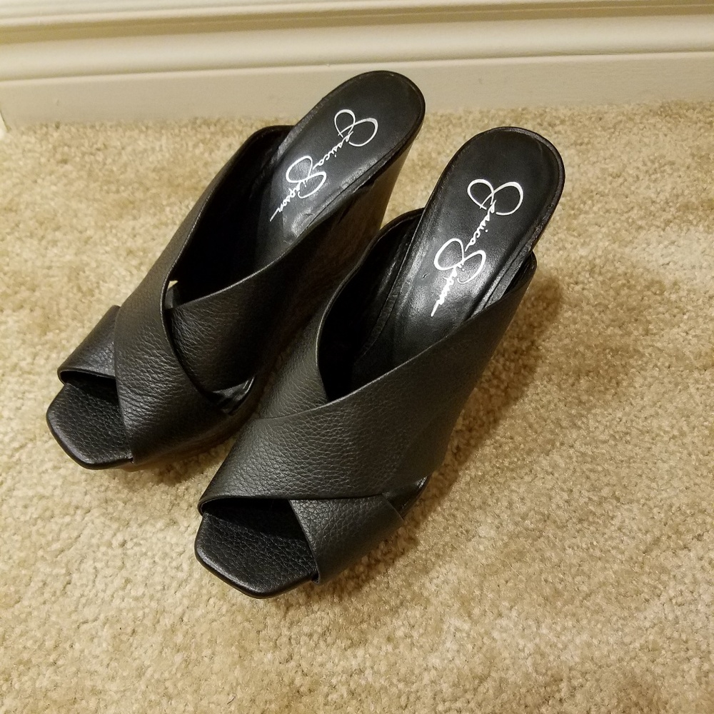 Women's shoes